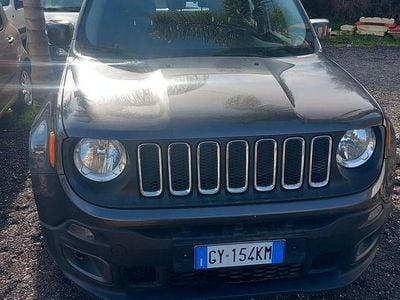 Usata Jeep Renegade Limited 120 CV (88 kW) 2015 Grigio SUV