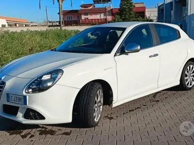 Usata Alfa Romeo Giulietta 105 CV (77 kW) 2010 Utilitaria