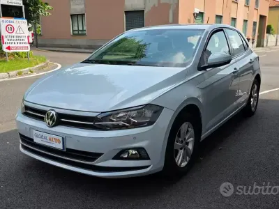 Usata VW Polo Comfortline 95 CV (69 kW) 2020 Grigio Utilitaria