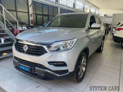 Usata SsangYong Rexton 181 CV (133 kW) 2018 Argento SUV