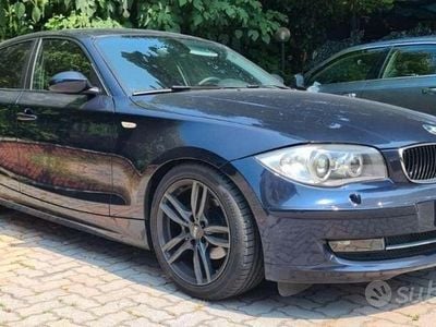 Blu Usata 2008 BMW 116 Utilitaria | 4000 € (Buon prezzo)
