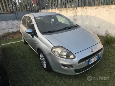 Usata Fiat Punto Evo S 77 CV (56 kW) 2012 Argento Utilitaria