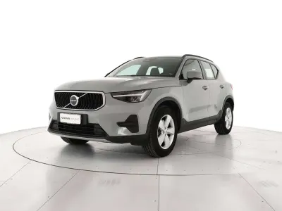 Usata Volvo XC40 163 CV (119 kW) 2024 Grigio SUV
