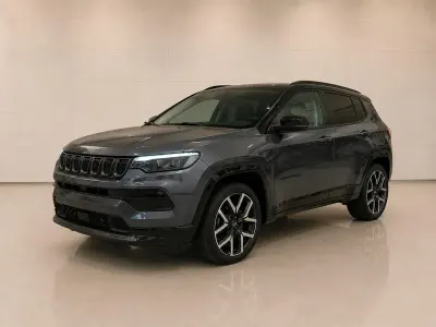 Nuova Jeep Compass Summit 136 CV (100 kW) 2026 Grigio SUV