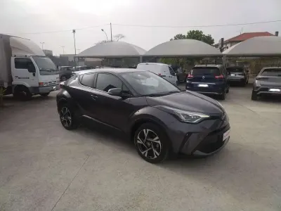Usata Toyota C-HR Business Edition 152 CV (111 kW) 2022 Grigio SUV