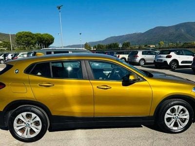 Usata BMW X2 Advantage 125 CV (91 kW) 2021 Oro SUV