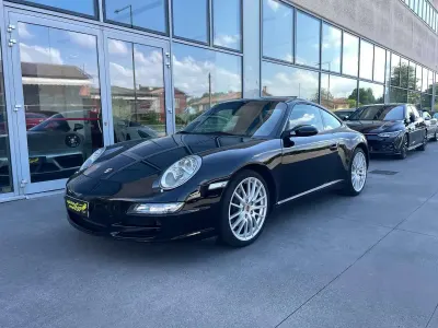 Usata Porsche 911 Carrera Sport 325 CV (239 kW) 2004 Nero lucido Coupé