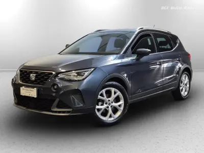Usado Seat Arona FR 95 CV (69 kW) 2024 Negro SUV