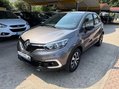 Usata Renault Captur 90 CV (66 kW) 2018 Grigio SUV
