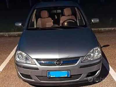 Usata Opel Corsa 75 CV (55 kW) 2006 Grigio Utilitaria