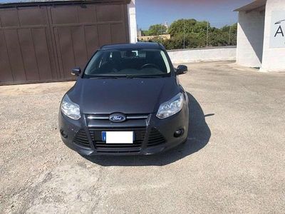 Begagnad Ford Focus S 125 HK (91 kW) 2013 Blå Sedan