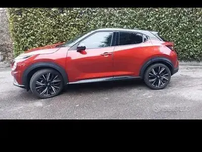 Usata Nissan Juke 114 CV (83 kW) 2023 Rosso SUV
