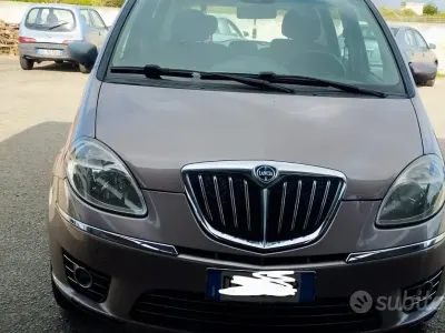 Usata Lancia Musa 95 CV (69 kW) 2009 Monovolume