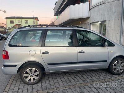 Usata Ford Galaxy 2002 Grigio Monovolume