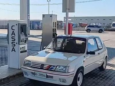 Usata Peugeot 205 101 CV (74 kW) 1990 Bianco Utilitaria