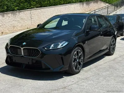 Usata BMW 120 M Sport 156 CV (114 kW) 2025 Nero Utilitaria