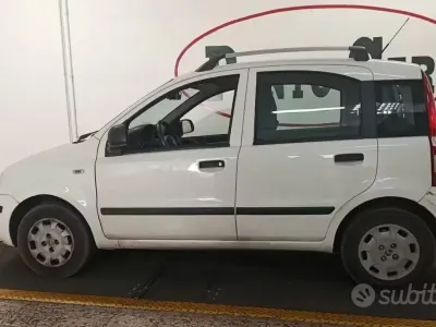 Usata Fiat Panda 75 CV (55 kW) 2012 Bianco Utilitaria