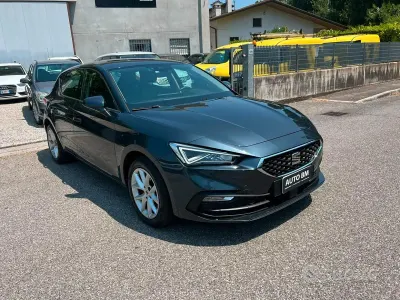 Usata Seat Leon Business 150 CV (110 kW) 2022 Grigio Berlina