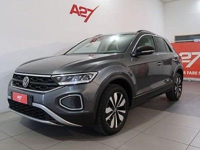 Usata VW T-Roc Style 116 CV (85 kW) 2025 Grigio scuro SUV