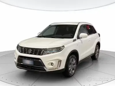 Usata Suzuki Vitara Cool 129 CV (94 kW) 2024 Bianco SUV