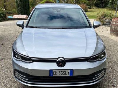 Usata VW Golf VIII 131 CV (96 kW) 2023 Argento Berlina