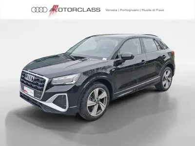 Gebraucht Audi Q2 S-Line 116 PS (85 kW) 2023 Schwarz SUV