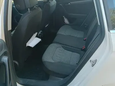 Usata VW Passat 140 CV (102 kW) 2013 Bianco Station wagon