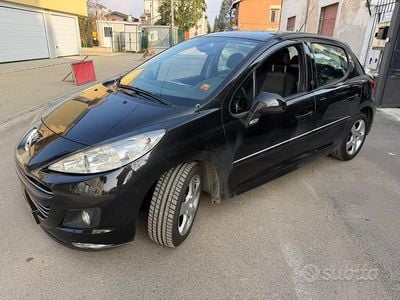 Usata Peugeot 207 90 CV (66 kW) 2009 Nero Berlina