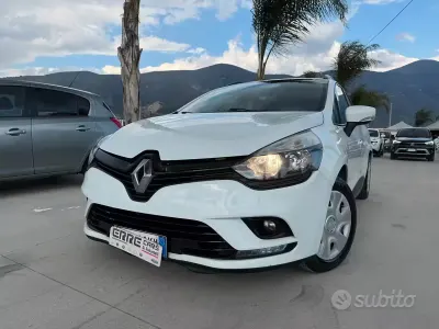 Usata Renault Clio 75 CV (55 kW) 2018 Bianco Station wagon