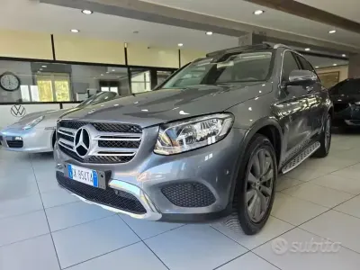 Usata Mercedes GLC250 Premium 211 CV (155 kW) 2018 Grigio scuro SUV