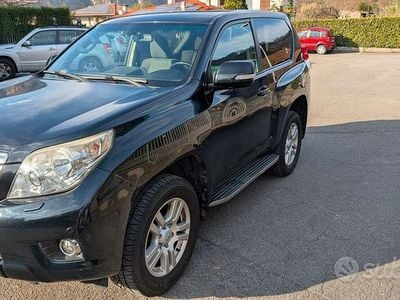 Usata Toyota Land Cruiser Executive 173 CV (127 kW) 2010 Nero SUV