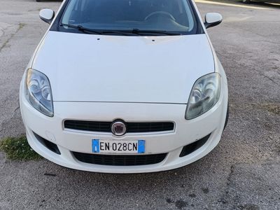 Usata Fiat Bravo 105 CV (77 kW) 2012 Bianco Utilitaria