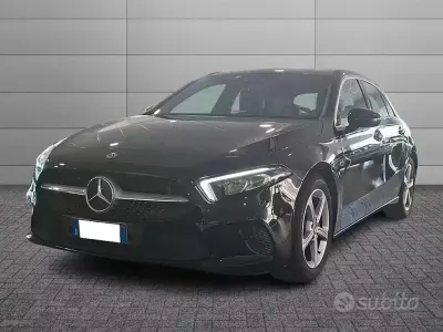 Usata Mercedes A180 136 CV (100 kW) 2020 Nero Berlina