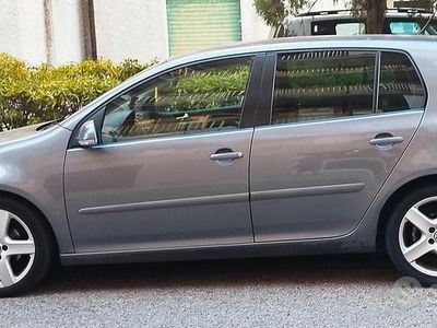 Usata VW Golf VI Comfortline 105 CV (77 kW) 2008 Grigio Utilitaria