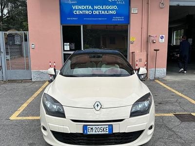 Usata Renault Mégane Cabriolet Floride 110 CV (80 kW) 2012 Beige Cabrio