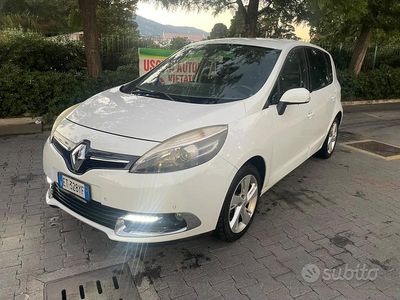 Usata Renault Scénic III 110 CV (80 kW) 2014 Bianco Monovolume