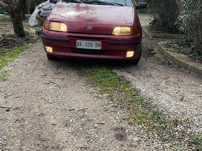 Usata Fiat Punto 73 CV (53 kW) 1993 Utilitaria