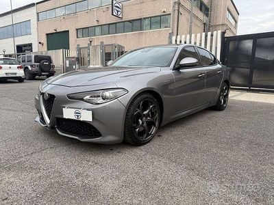 Usata Alfa Romeo Giulia Veloce 210 CV (154 kW) 2016 Grigio Berlina