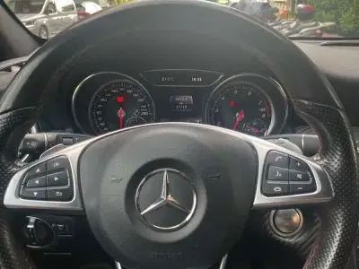 Usata Mercedes 180 Premium 122 CV (89 kW) 2018 Grigio Berlina