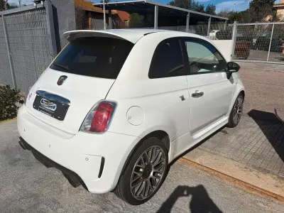 Usata Abarth 500 135 CV (99 kW) 2011 Bianco Utilitaria