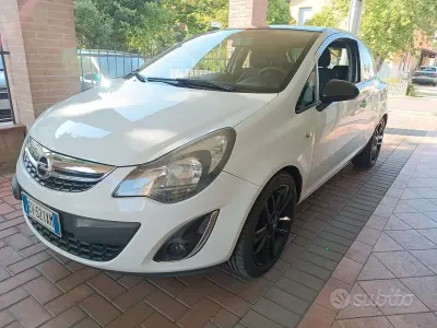 Usata Opel Corsa 95 CV (69 kW) 2014 Bianco Utilitaria