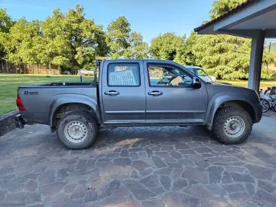 Usata Isuzu D-Max 163 CV (119 kW) 2008 Grigio Pick-up