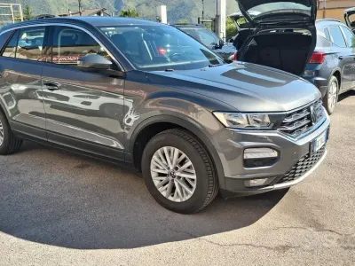 Usata VW T-Roc Business 150 CV (110 kW) 2021 Antracite SUV
