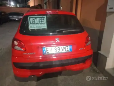 Usata Peugeot 206 81 CV (59 kW) 2010 Rosso Berlina