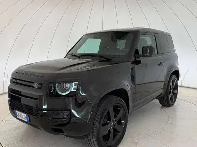 Usata Land Rover Defender SE Dynamic 200 CV (147 kW) 2025 Nero SUV