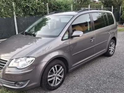 Usata VW Touran Trendline 102 CV (75 kW) 2007 Grigio Monovolume