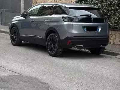 Usata Peugeot 3008 131 CV (96 kW) 2021 SUV