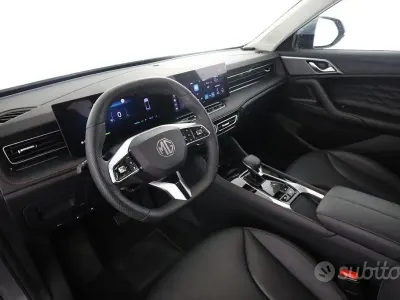 Usata MG HS Luxury 143 CV (105 kW) 2025 Hampstead grey SUV