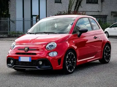 Usata Abarth 595 Competizione 179 CV (131 kW) 2019 Rosso Utilitaria