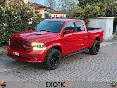 Usata Dodge Ram 395 CV (290 kW) 2016 Rosso Pick-up